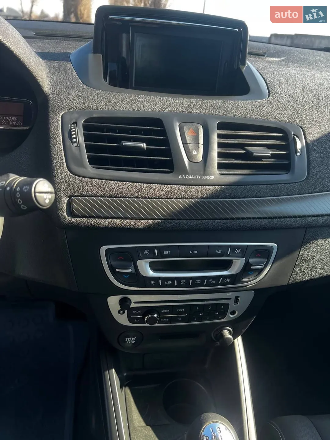 2012 Renault Megane - мініатюра 26