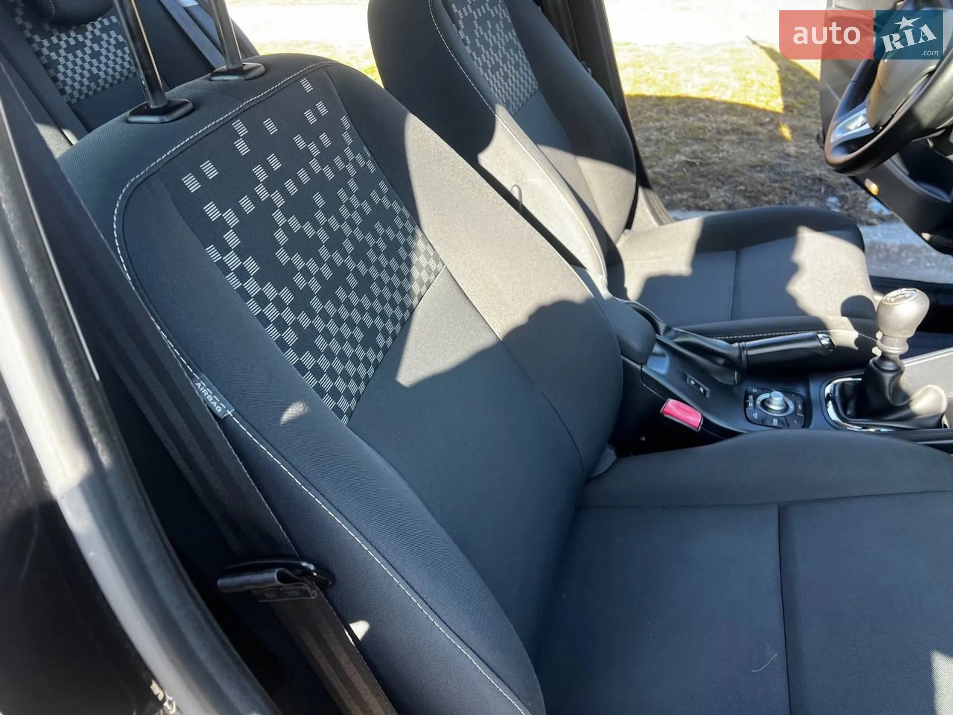 2012 Renault Megane - мініатюра 39