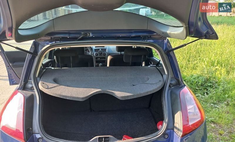 Хетчбек Renault Megane 2005 в Глухові