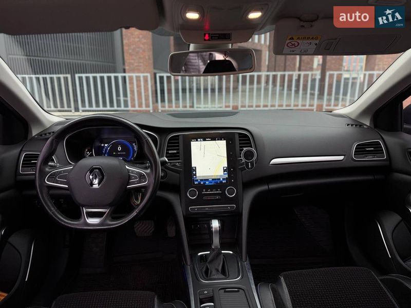 Седан Renault Megane 2018 в Дніпрі