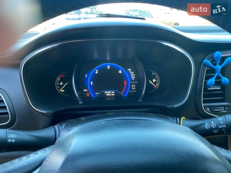 Хэтчбек Renault Megane 2016 в Первомайске