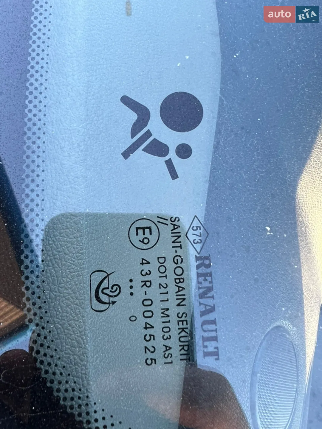 2010 Renault Megane - мініатюра 27