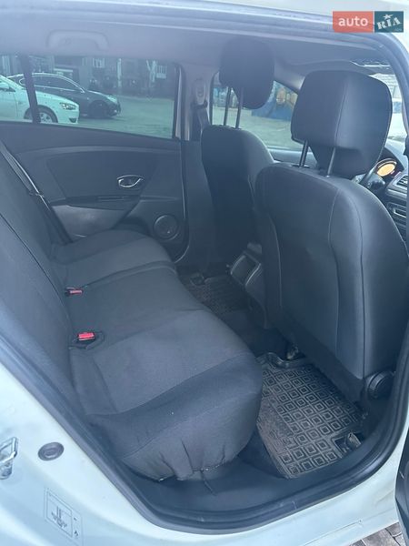 Универсал Renault Megane 2015 в Кривом Роге фото 29 Универсал Renault Megane 2015 в Кривом Роге