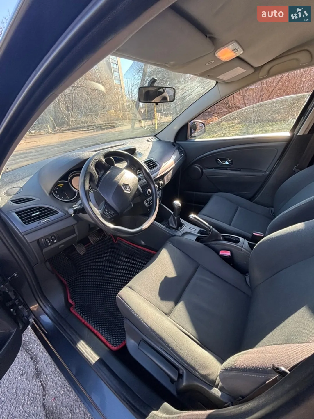 2012 Renault Megane - мініатюра 21
