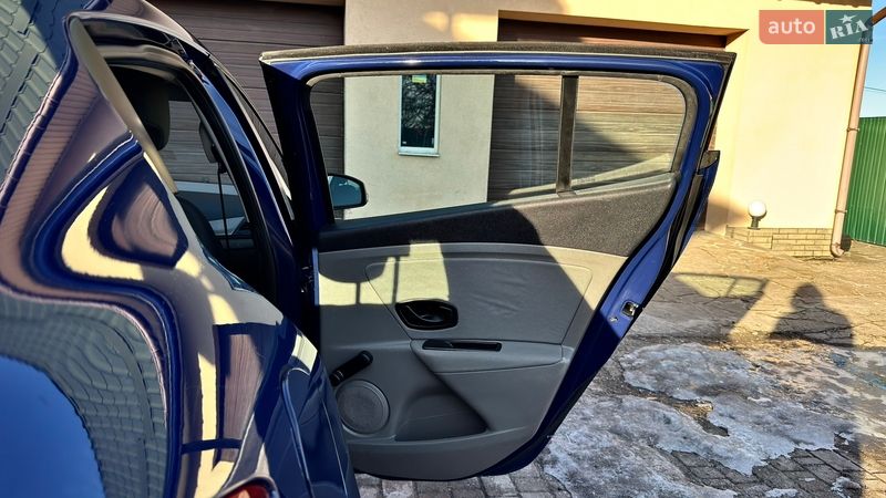 Хэтчбек Renault Megane 2012 в Хороле фото 54 Хэтчбек Renault Megane 2012 в Хороле