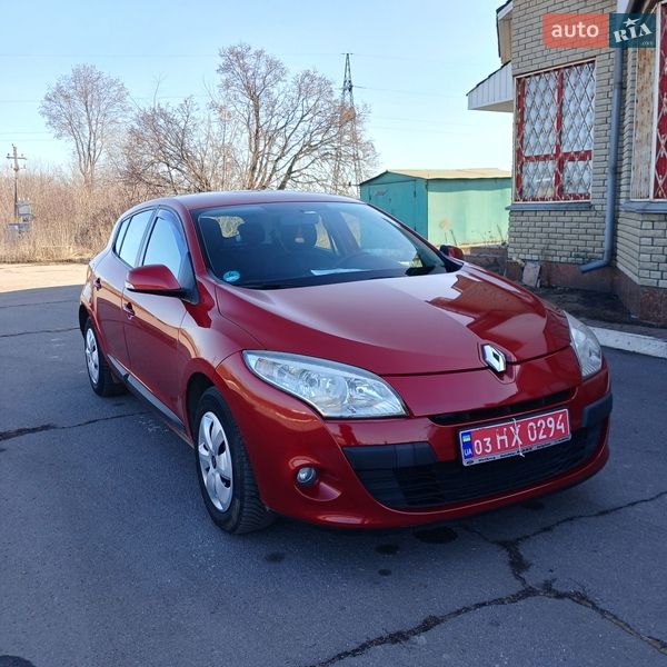 Хэтчбек Renault Megane 2009 в Хороле