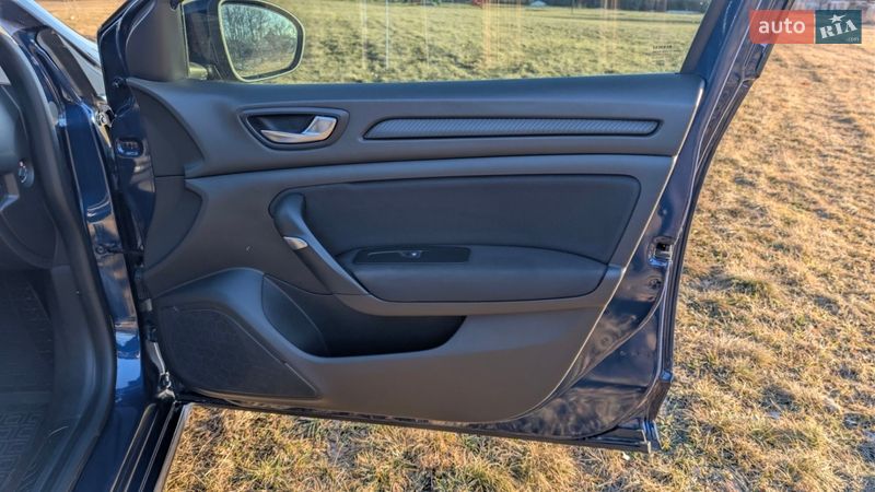 Универсал Renault Megane 2017 в Каменке фото 14 Универсал Renault Megane 2017 в Каменке