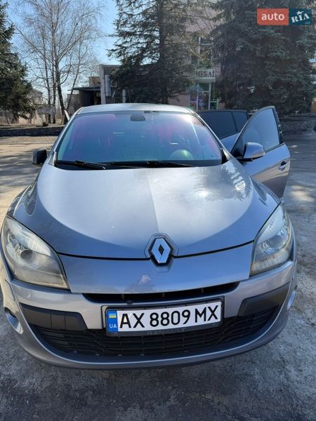 Хэтчбек Renault Megane 2010 в Новой Водолаге