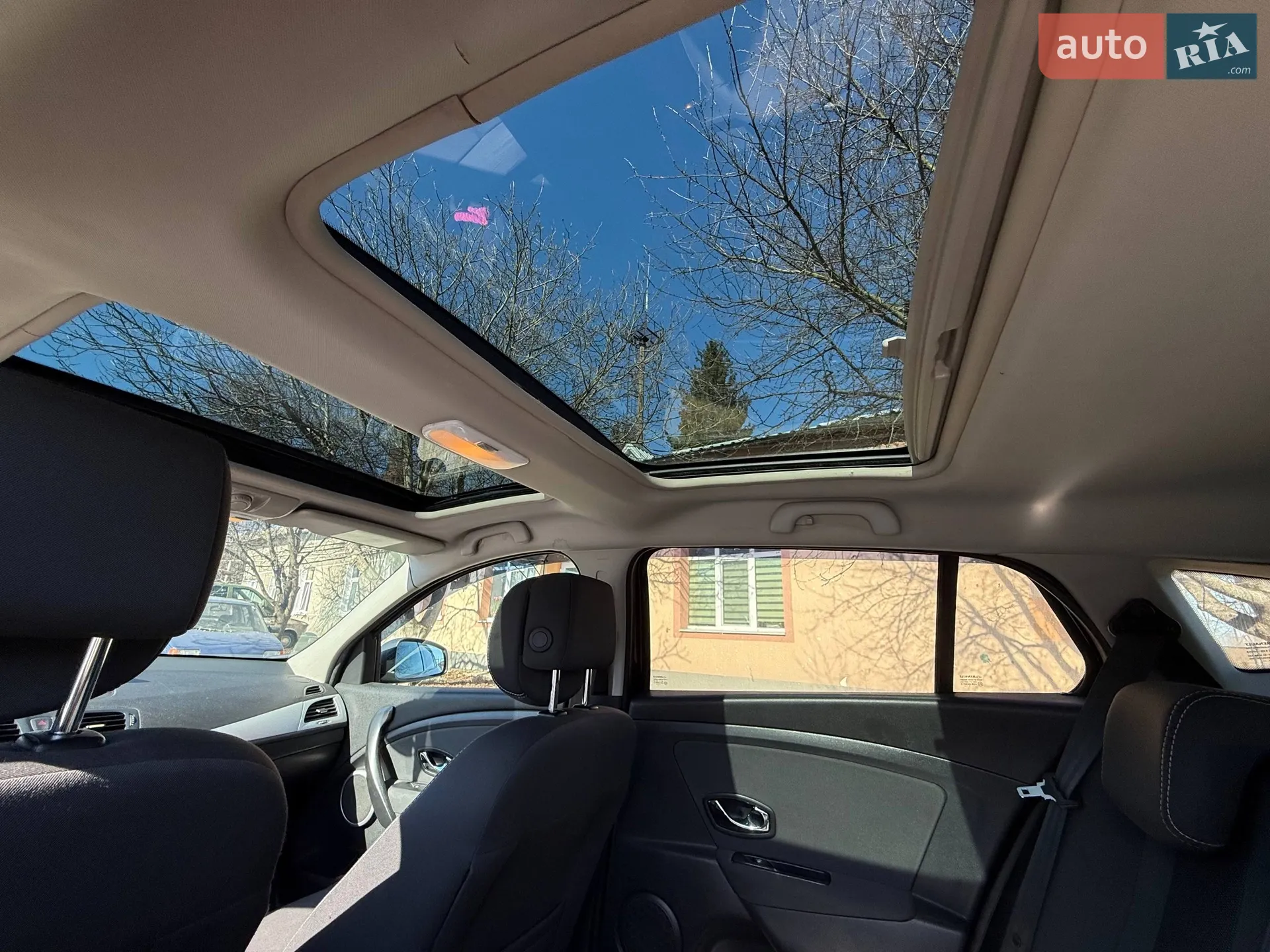 2012 Renault Megane - мініатюра 22