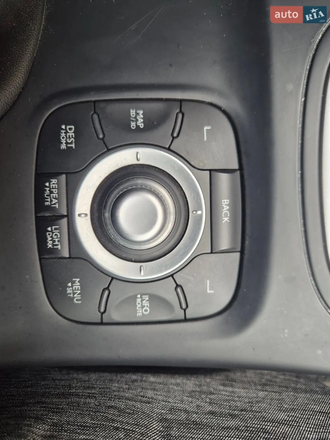 2012 Renault Megane - мініатюра 24