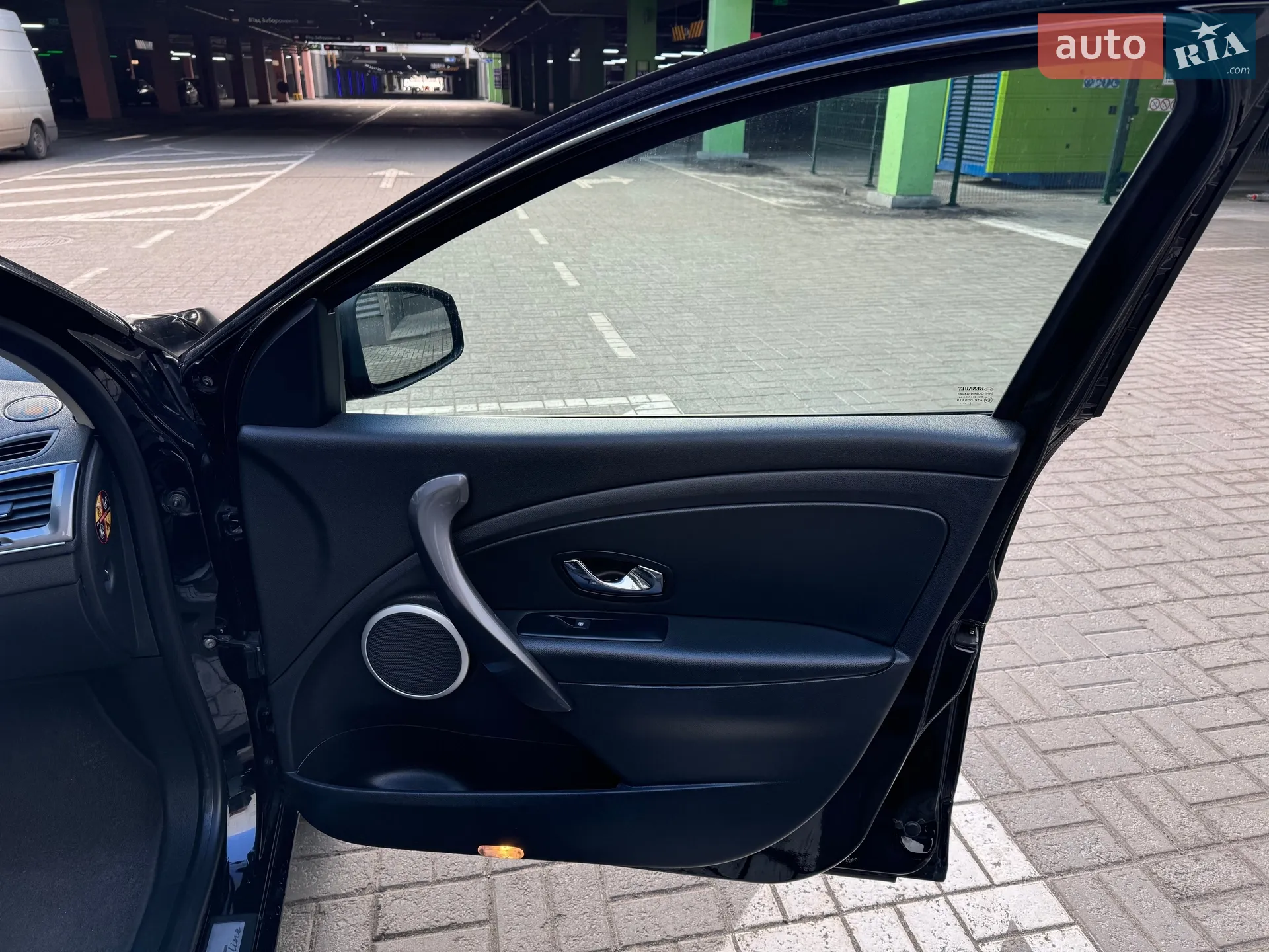 2012 Renault Megane - мініатюра 24