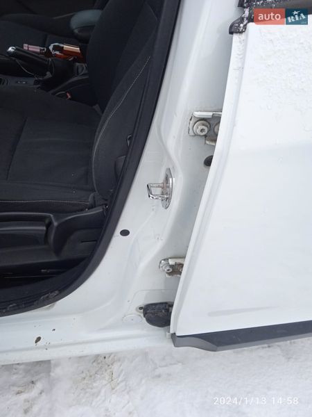 Хэтчбек Renault Megane 2011 в Звягеле фото 7 Хэтчбек Renault Megane 2011 в Звягеле