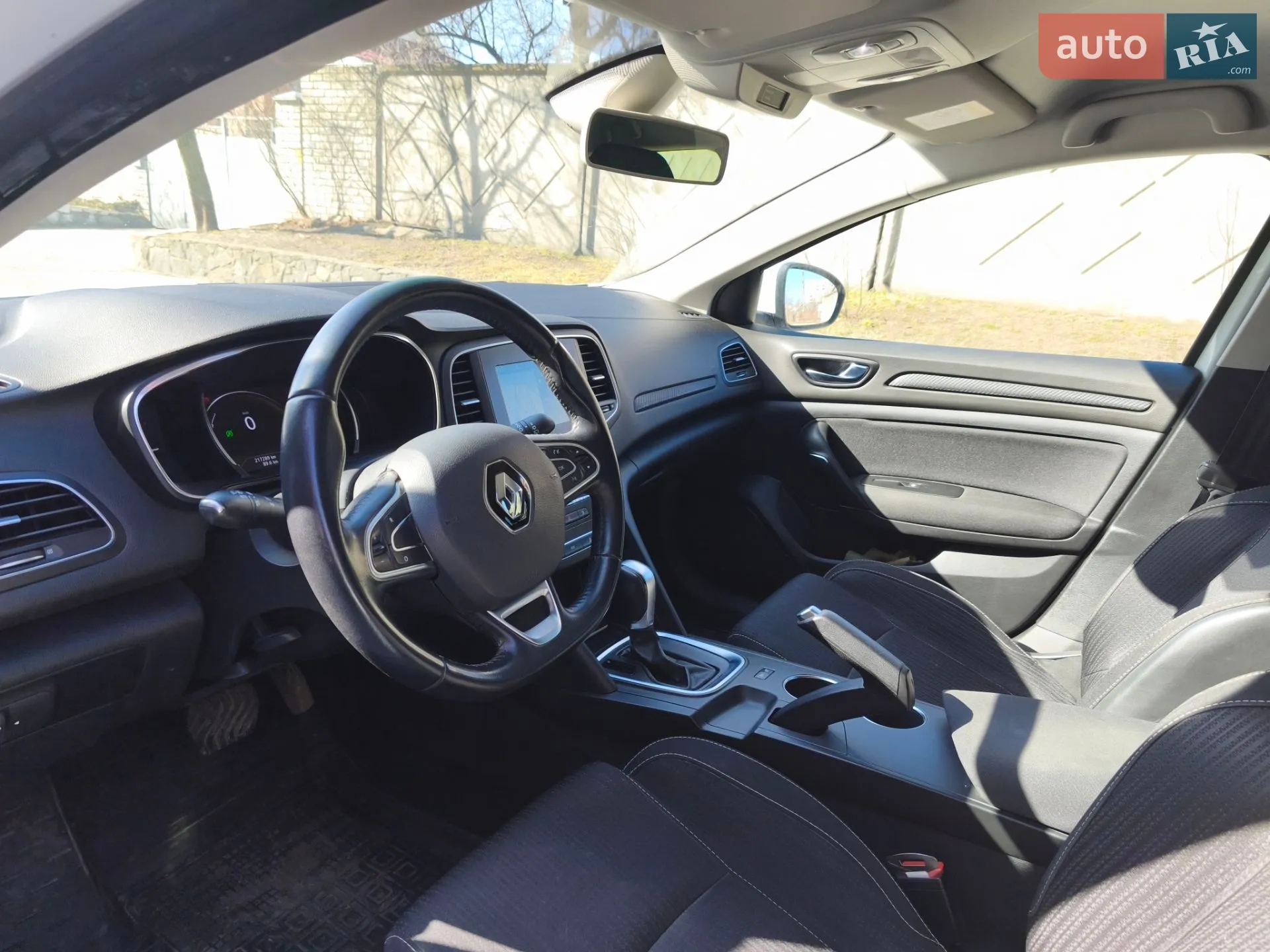 2018 Renault Megane - мініатюра 9