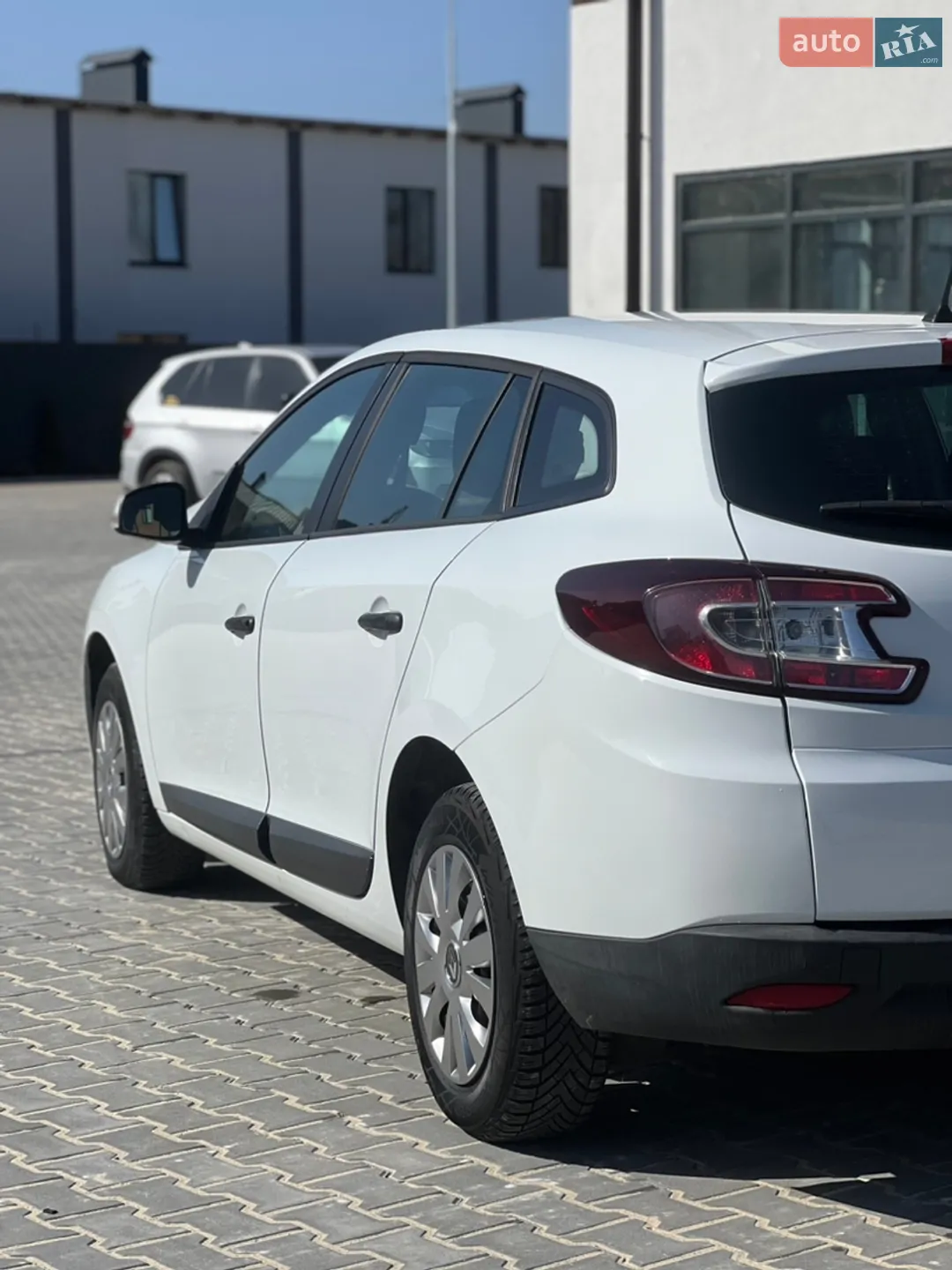 2010 Renault Megane - мініатюра 9