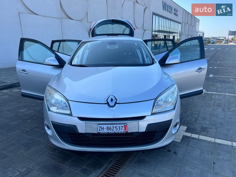 Хэтчбек Renault Megane 2010 в Луцке