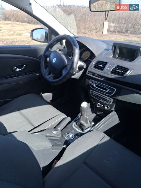 Хетчбек Renault Megane 2011 в Валках