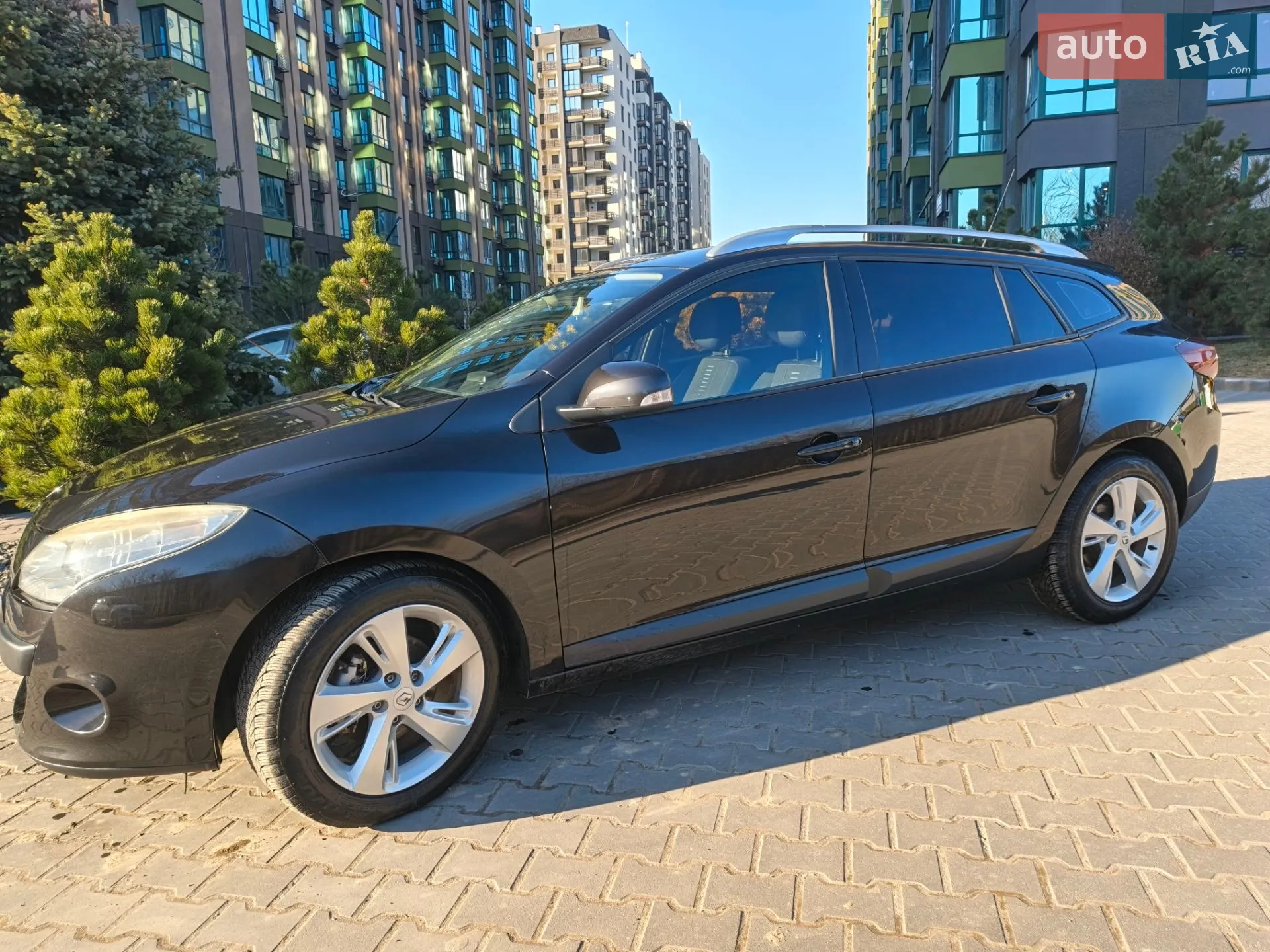 2010 Renault Megane - мініатюра 22