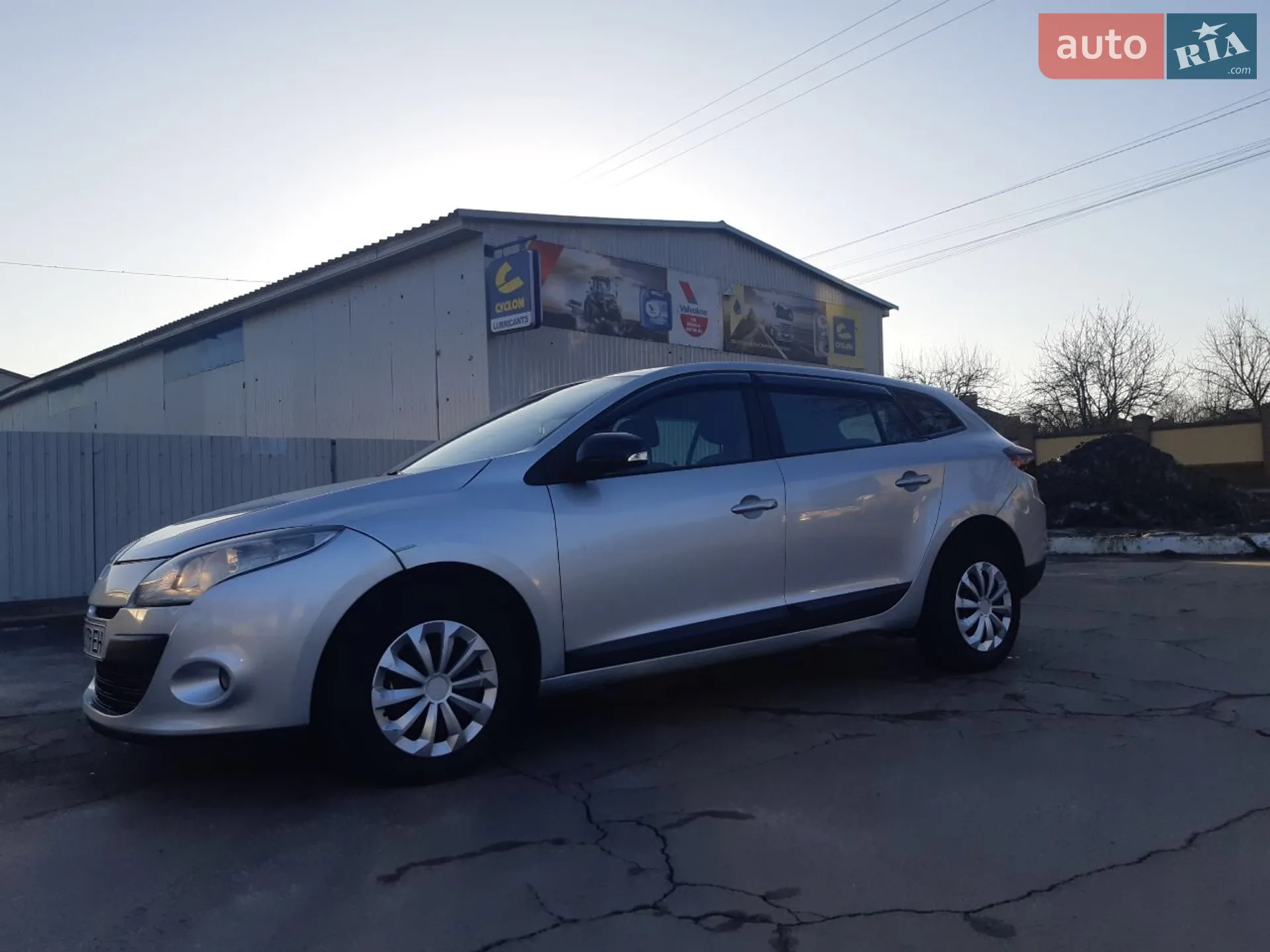 2010 Renault Megane - мініатюра 3