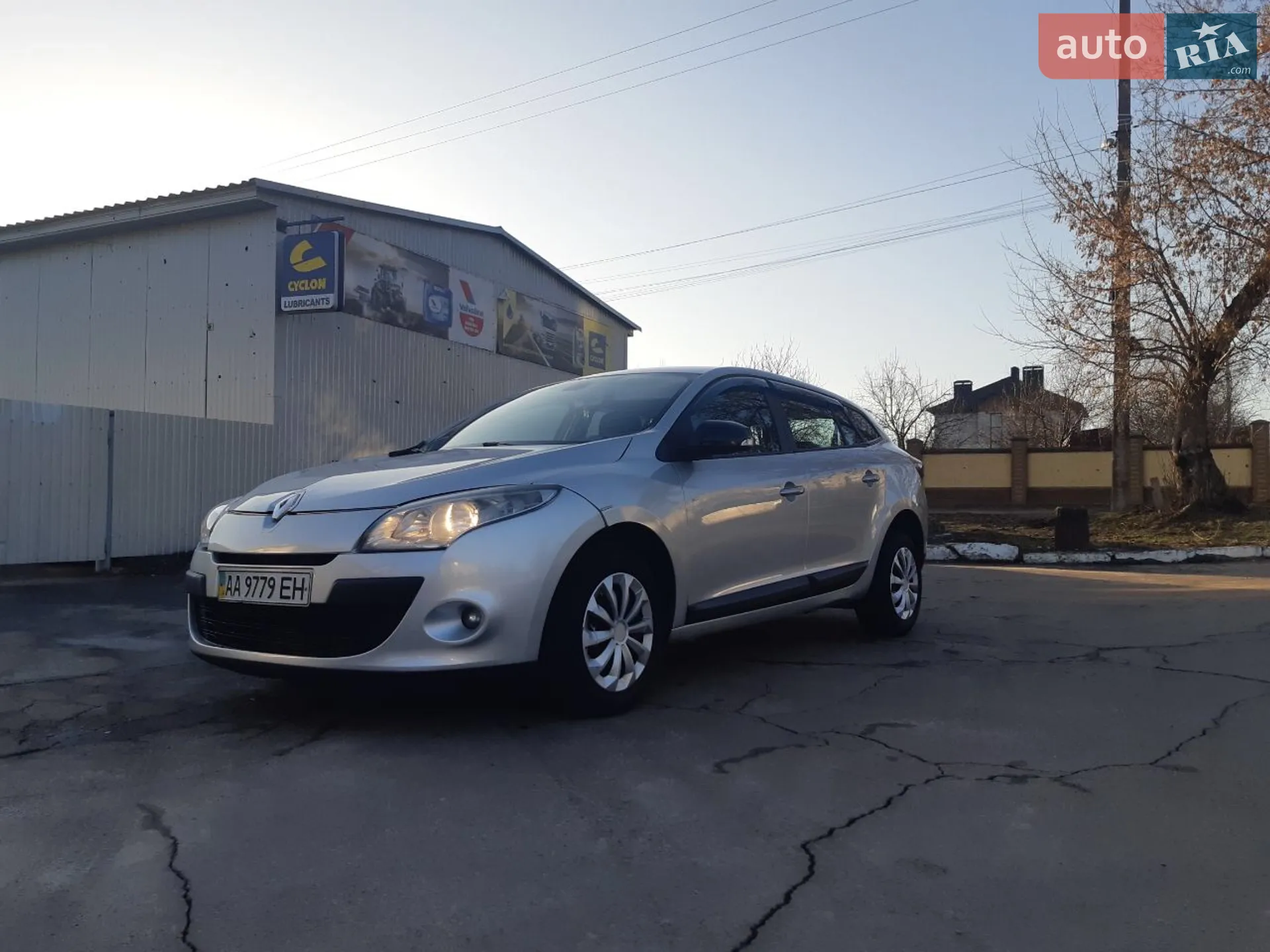 2010 Renault Megane - мініатюра 2