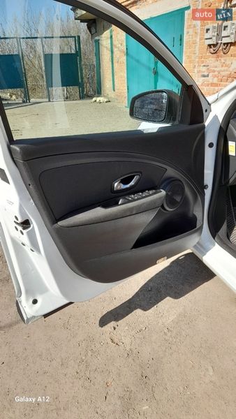 Хэтчбек Renault Megane 2010 в Первомайске