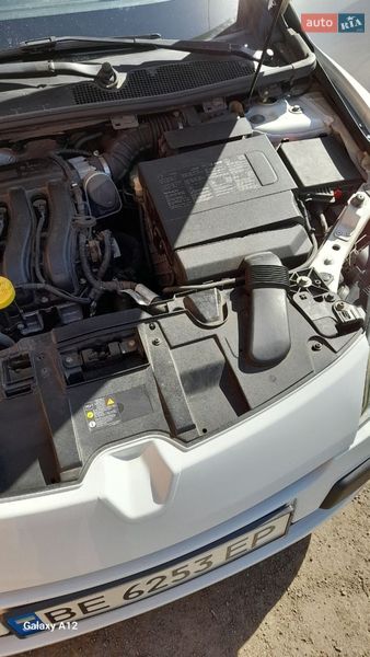Хэтчбек Renault Megane 2010 в Первомайске