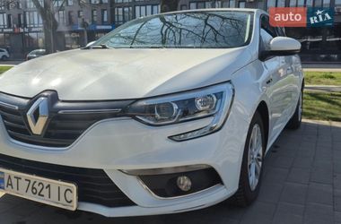 Хетчбек Renault Megane 2018 в Ужгороді