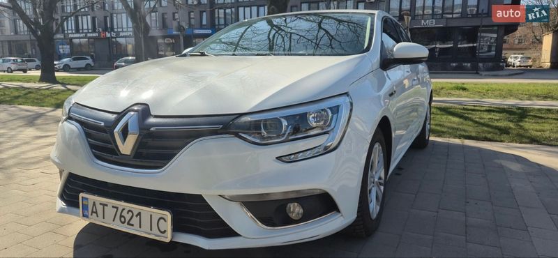 Хэтчбек Renault Megane 2018 в Ужгороде фото Хэтчбек Renault Megane 2018 в Ужгороде