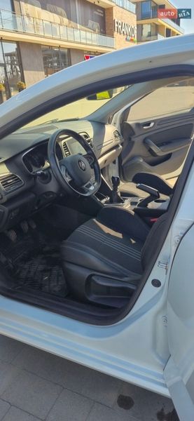 Хэтчбек Renault Megane 2018 в Ужгороде фото 11 Хэтчбек Renault Megane 2018 в Ужгороде