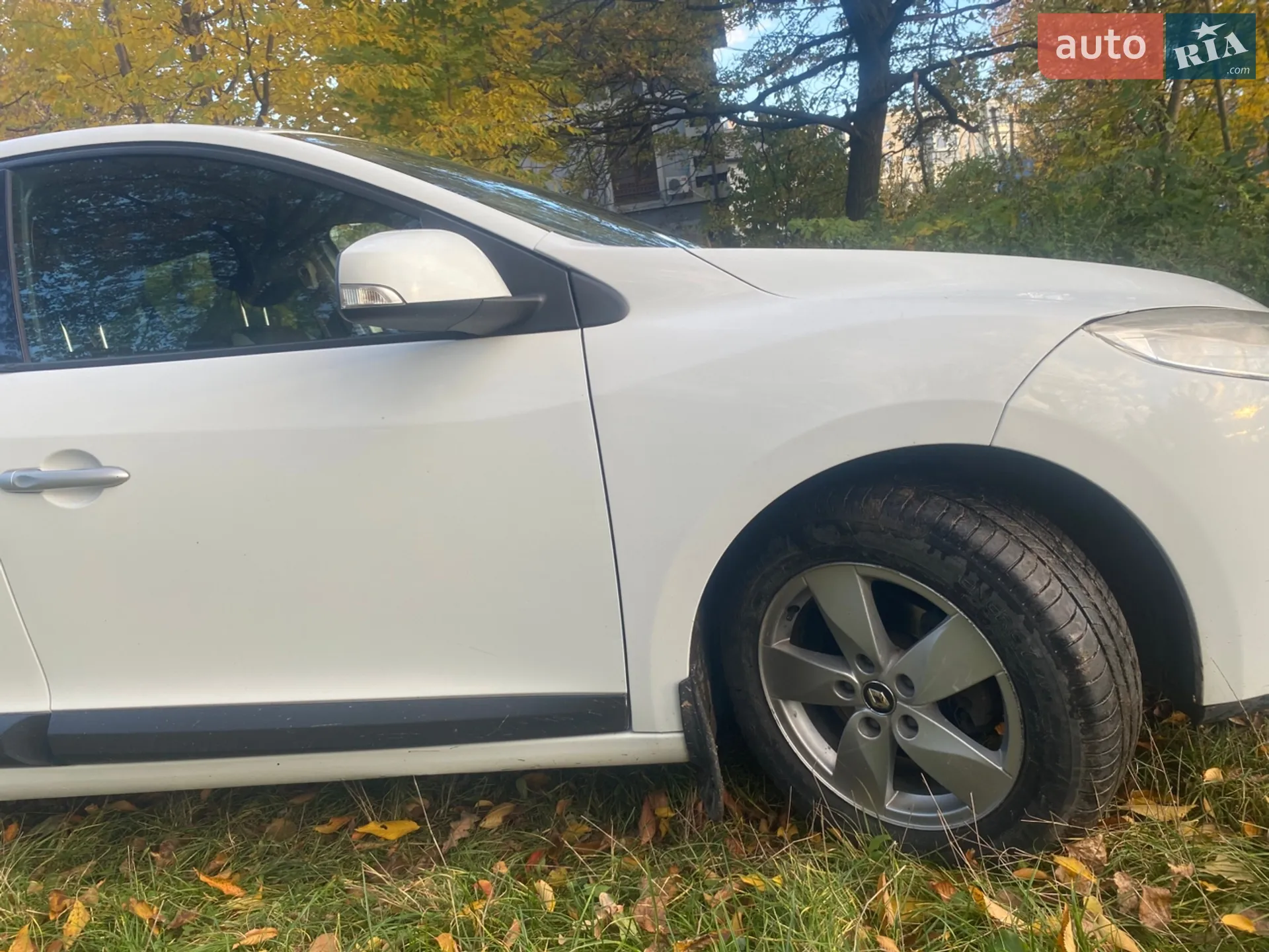 2010 Renault Megane - мініатюра 2