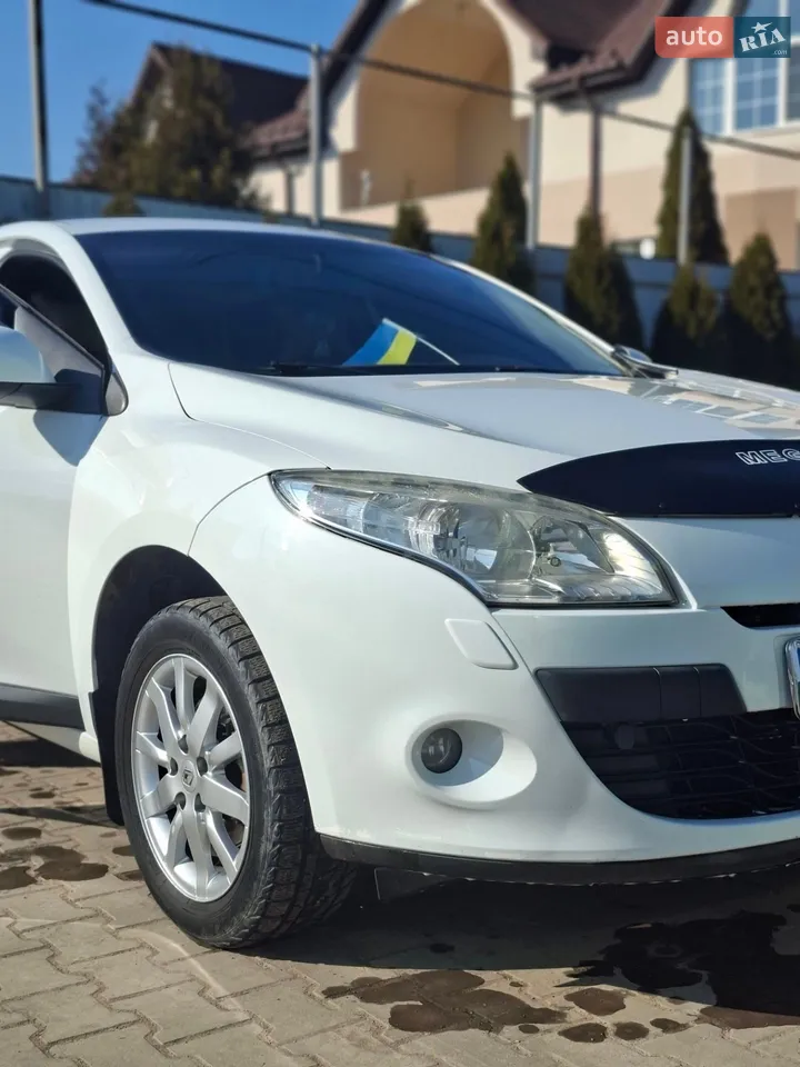 2010 Renault Megane - мініатюра 21