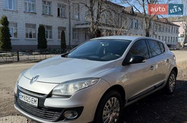 Хетчбек Renault Megane 2012 в Ромнах