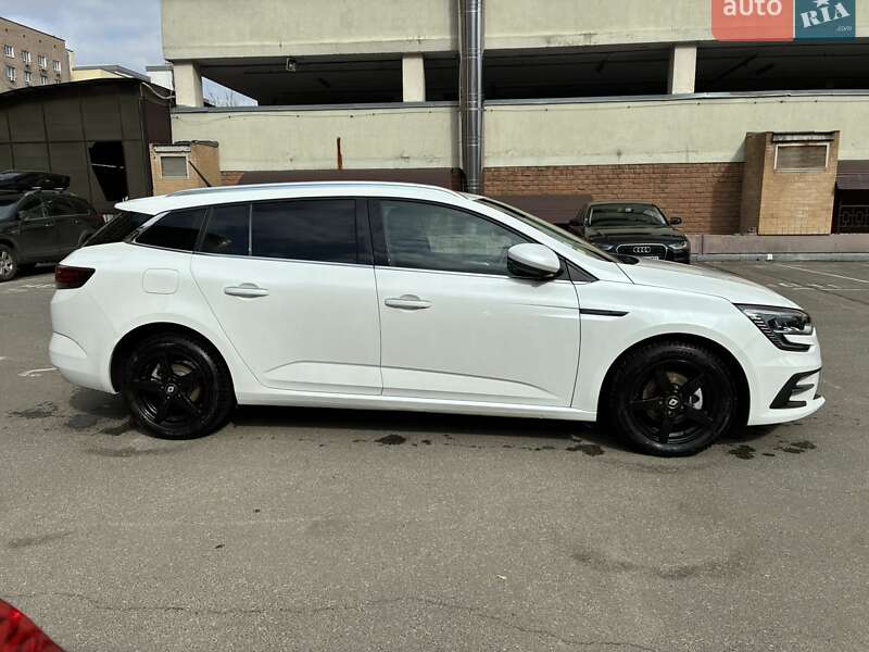 Универсал Renault Megane 2021 в Киеве фото 12 Универсал Renault Megane 2021 в Киеве
