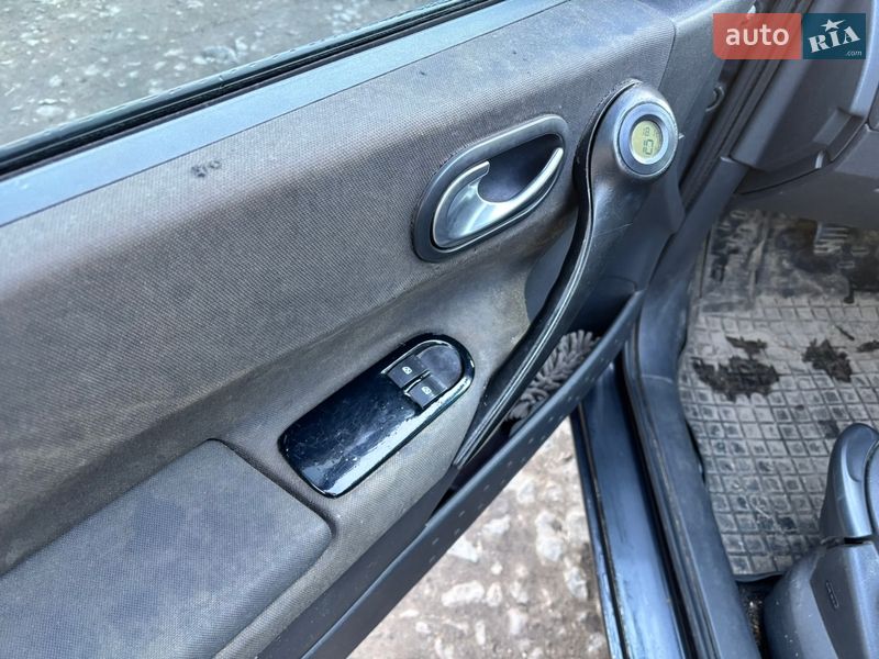 Седан Renault Megane 2007 в Києві фото 11 Седан Renault Megane 2007 в Києві