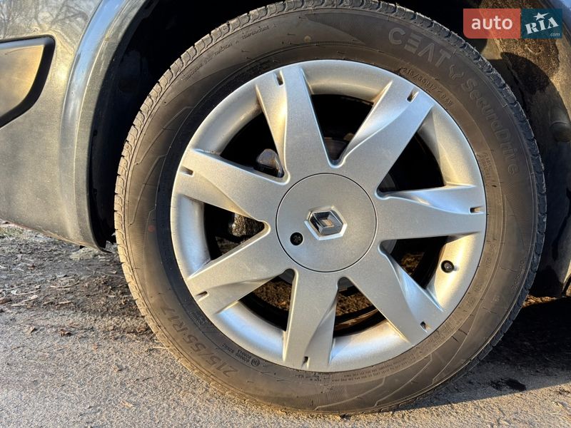 Седан Renault Megane 2007 в Києві фото 25 Седан Renault Megane 2007 в Києві