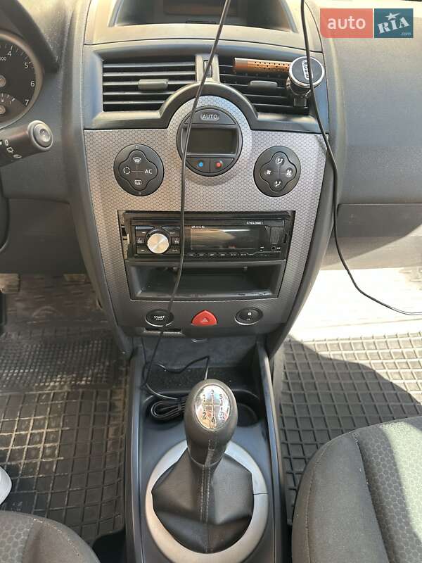 Хэтчбек Renault Megane 2003 в Тернополе
