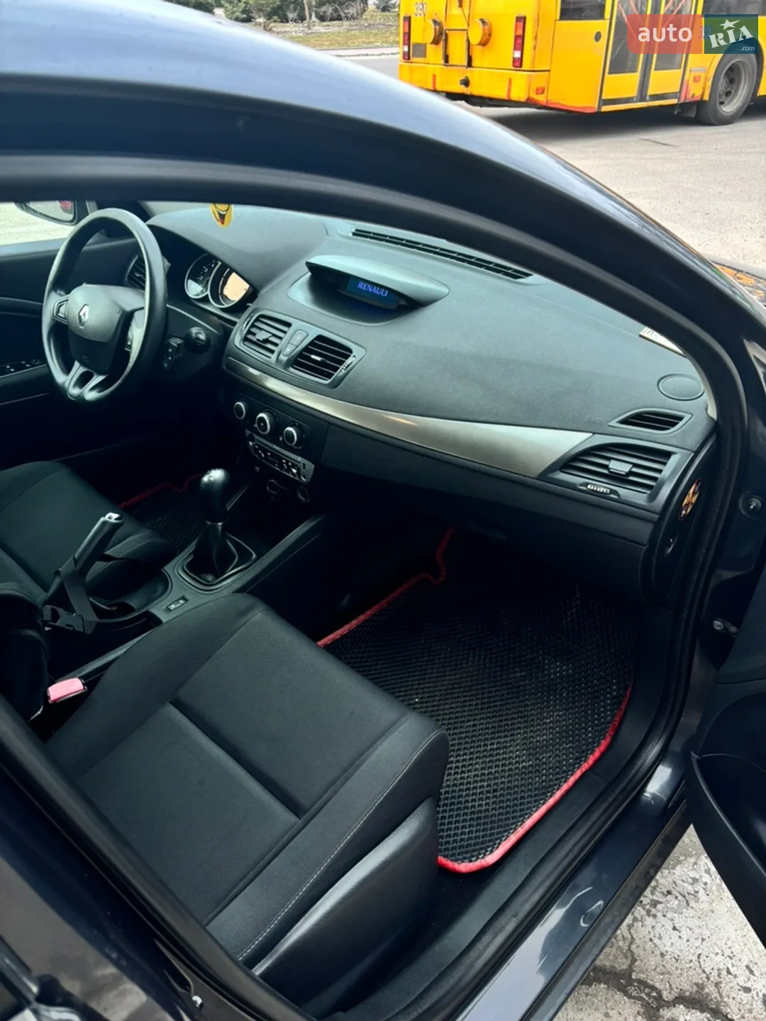 2012 Renault Megane - мініатюра 28