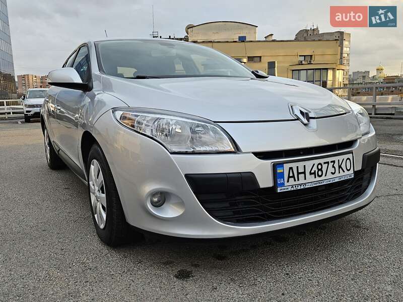 Хэтчбек Renault Megane 2010 в Днепре