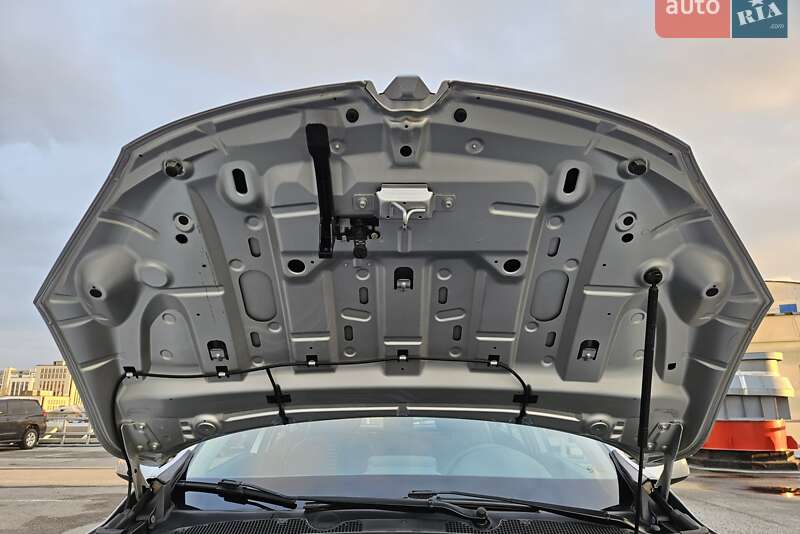 Хэтчбек Renault Megane 2010 в Днепре