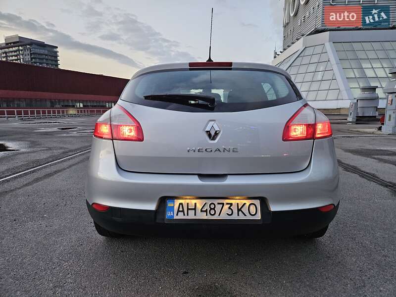Хэтчбек Renault Megane 2010 в Днепре