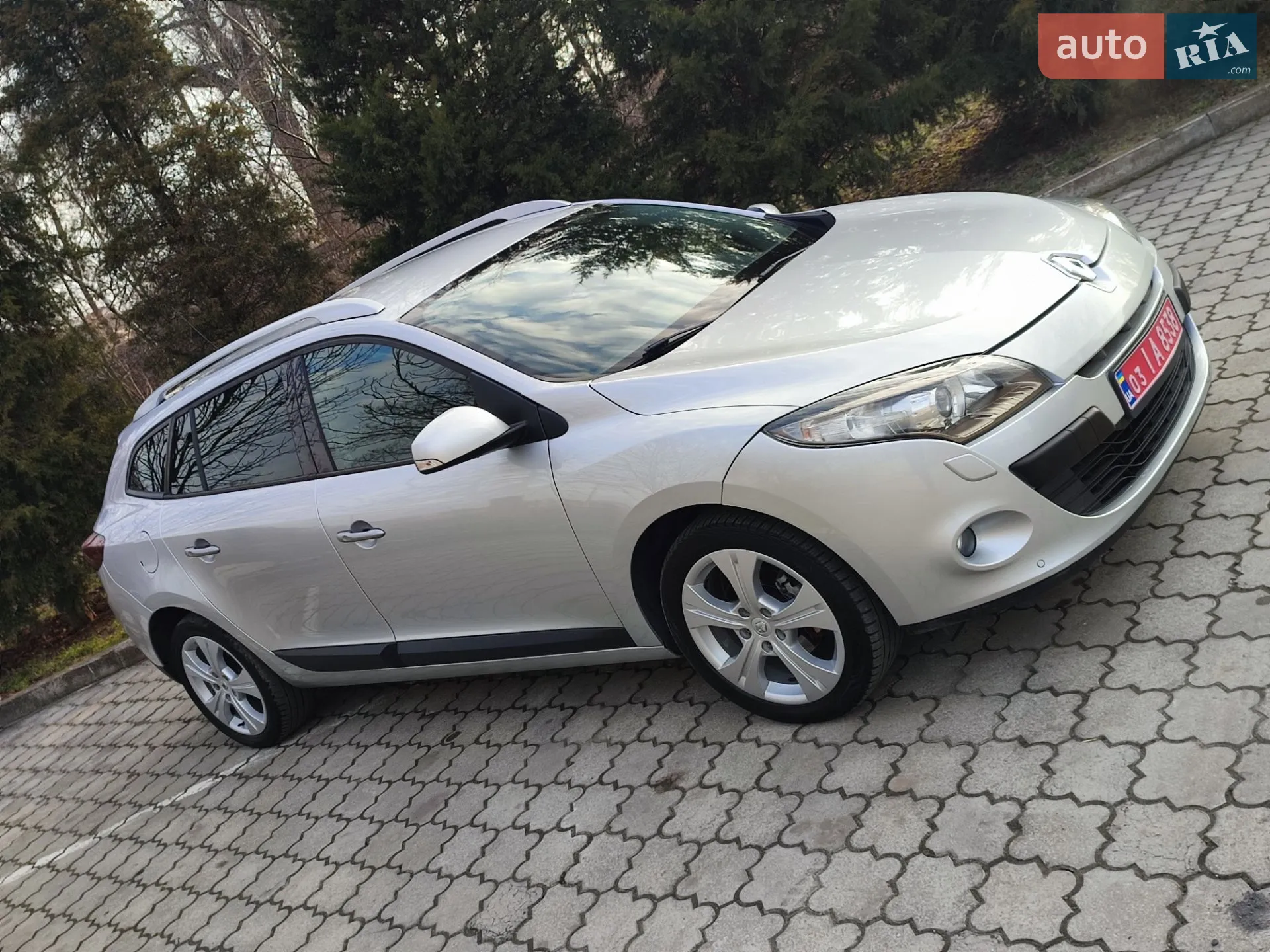 2010 Renault Megane - мініатюра 23