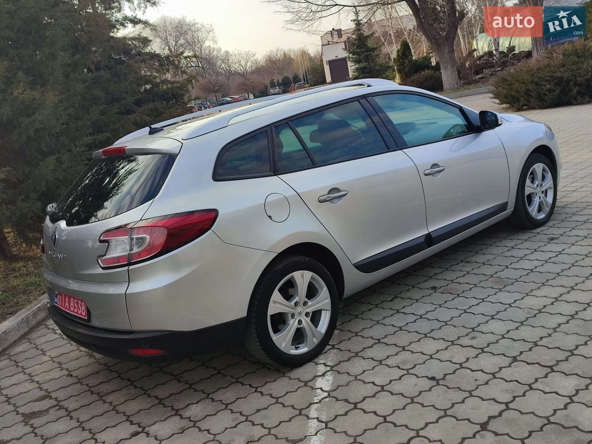 2010 Renault Megane - мініатюра 27
