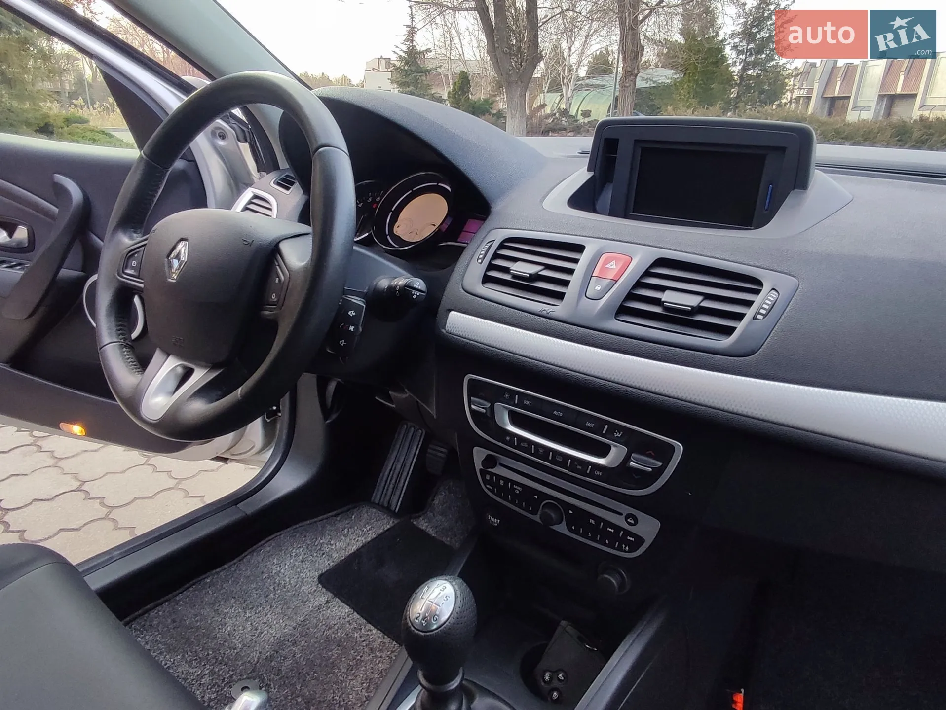 2010 Renault Megane - мініатюра 42