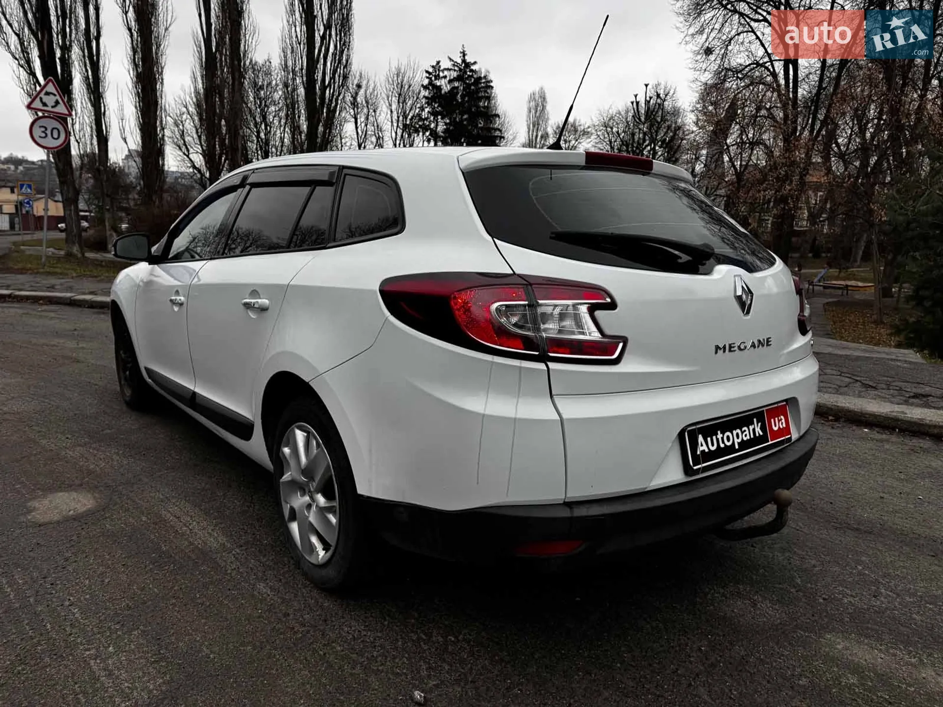 2012 Renault Megane - мініатюра 8