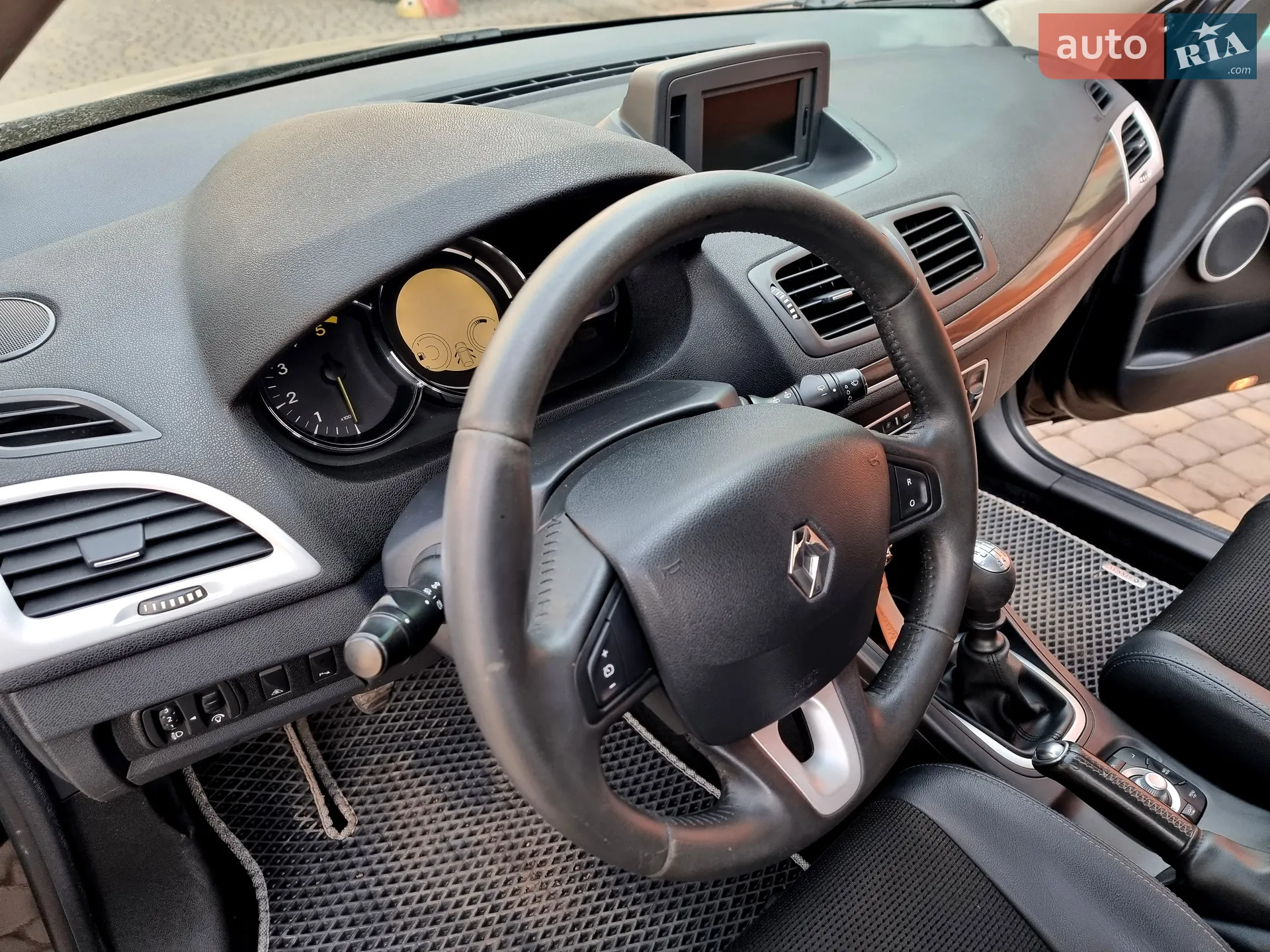 2010 Renault Megane - мініатюра 35