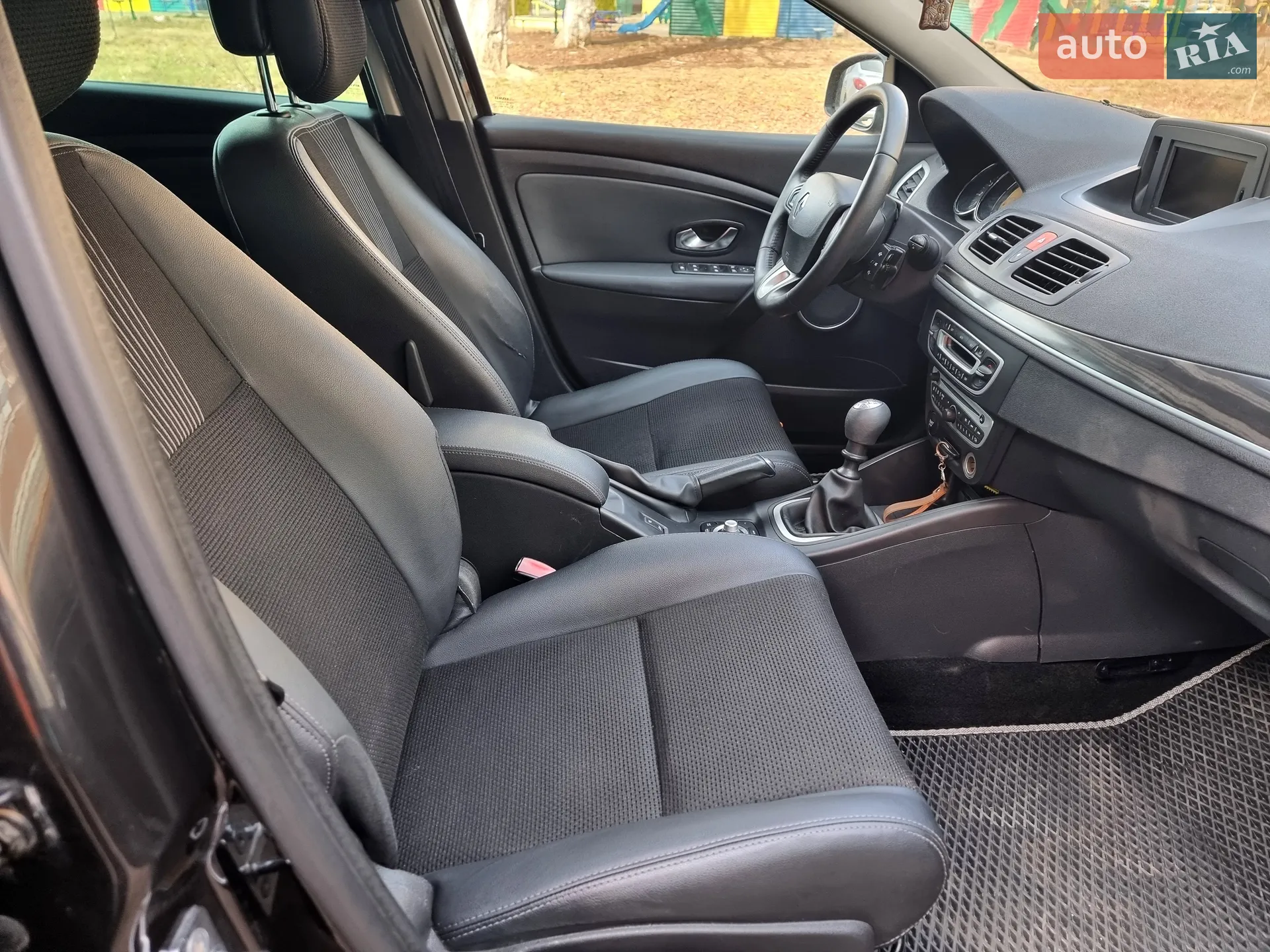 2010 Renault Megane - мініатюра 40