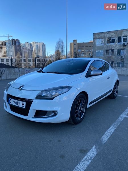 Купе Renault Megane 2011 в Киеве