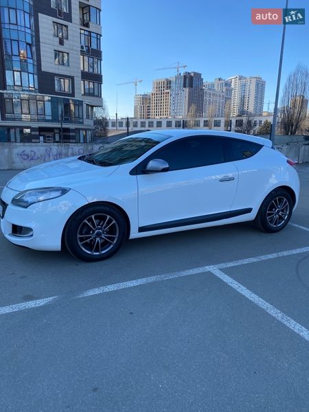 Купе Renault Megane 2011 в Киеве