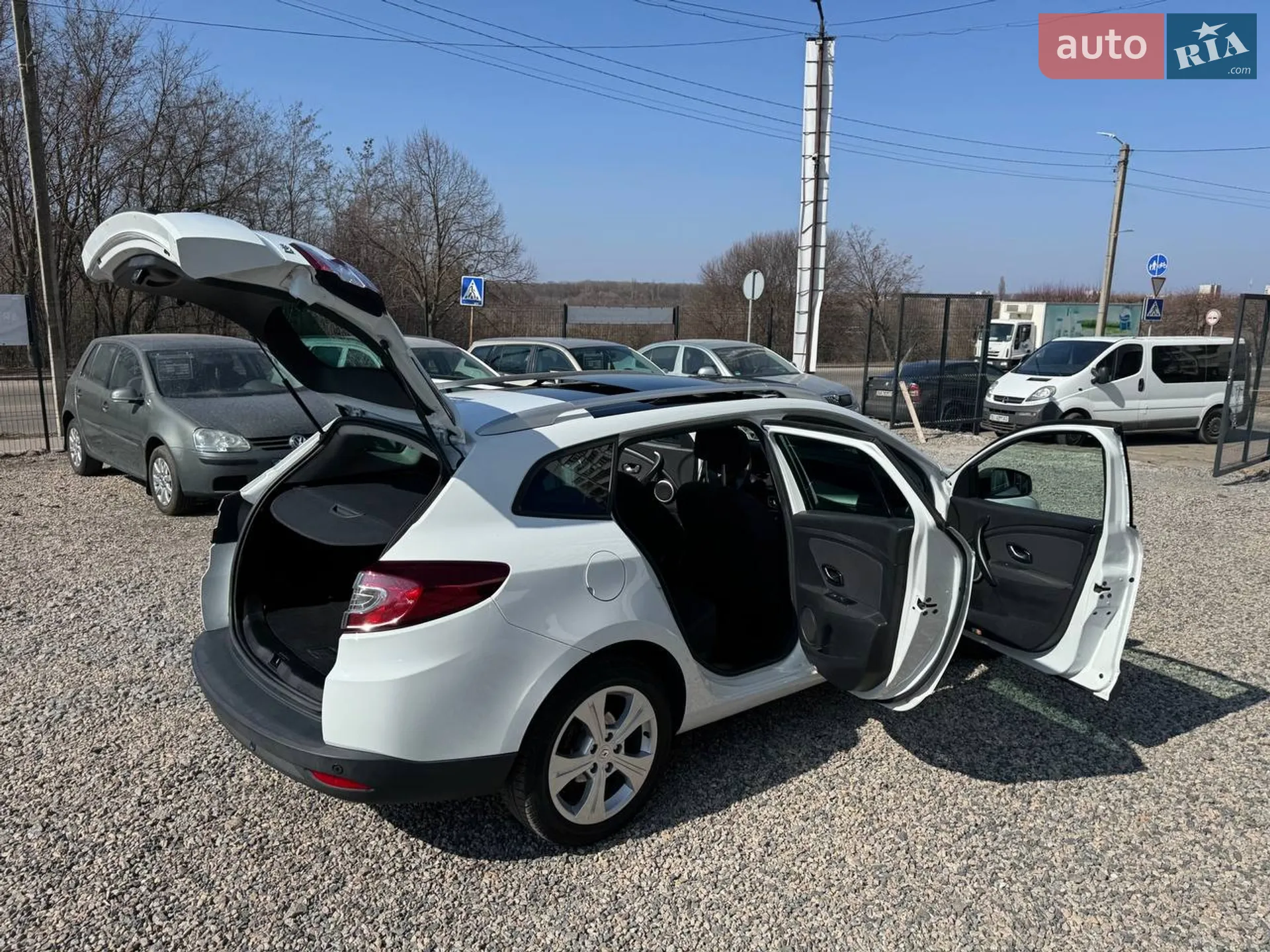 2011 Renault Megane - мініатюра 76