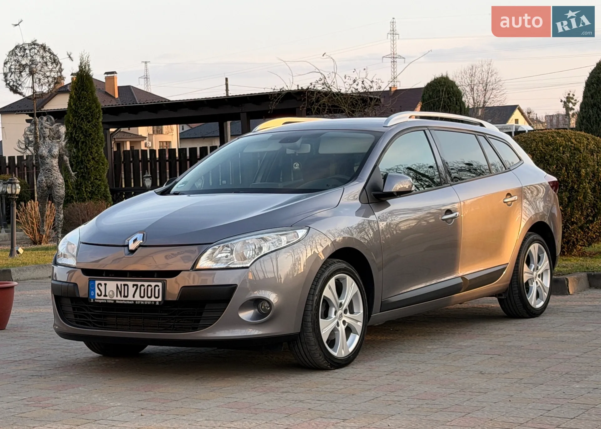 2010 Renault Megane - мініатюра 15