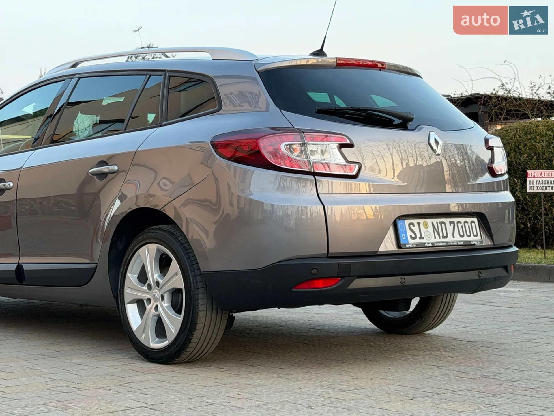2010 Renault Megane - мініатюра 43